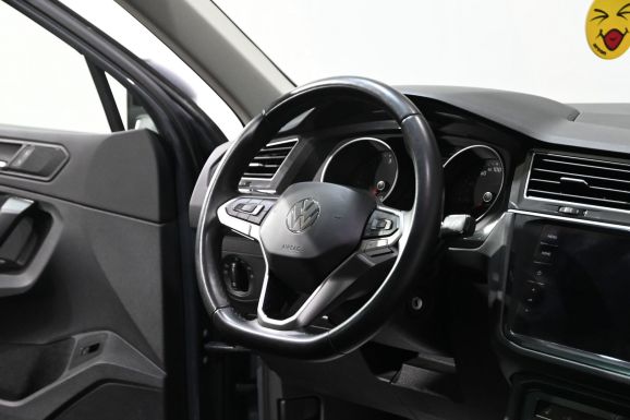 Volkswagen Tiguan, 2.0 л, Робот, 2020 фото 9