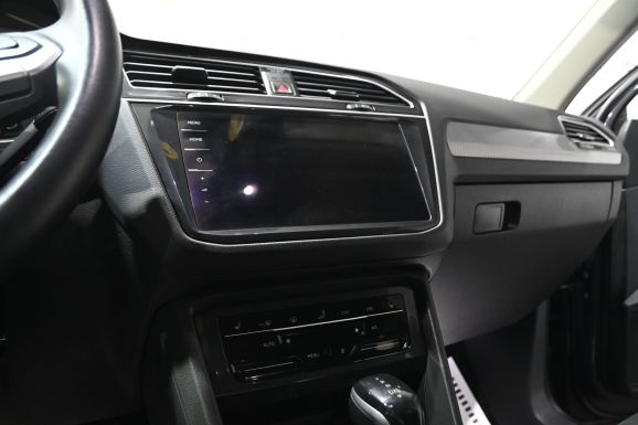 Volkswagen Tiguan, 2.0 л, Робот, 2020 фото 11