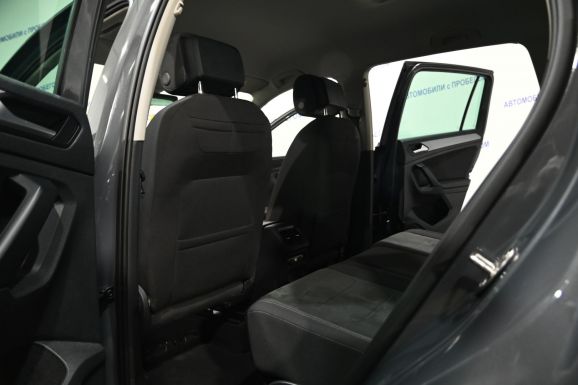 Volkswagen Tiguan, 2.0 л, Робот, 2020 фото 1