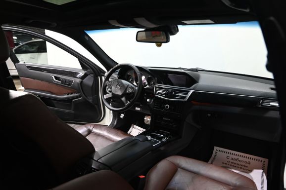 Mercedes-Benz E-Класс, 3.5 л, АТ, 2011 фото 9
