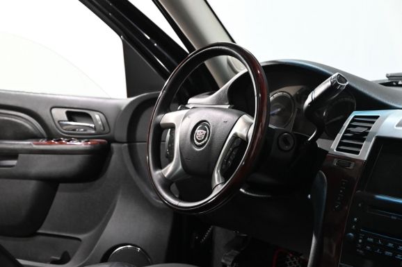 Cadillac Escalade, 6.2 л, АТ, 2010 фото 9