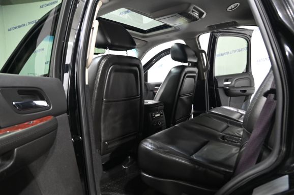 Cadillac Escalade, 6.2 л, АТ, 2010 фото 1
