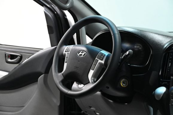 Hyundai Grand Starex, 2.5 л, АТ, 2009 фото 9