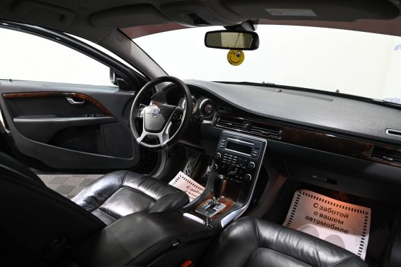 Volvo XC70, 2.4 л, АТ, 2010 фото 8