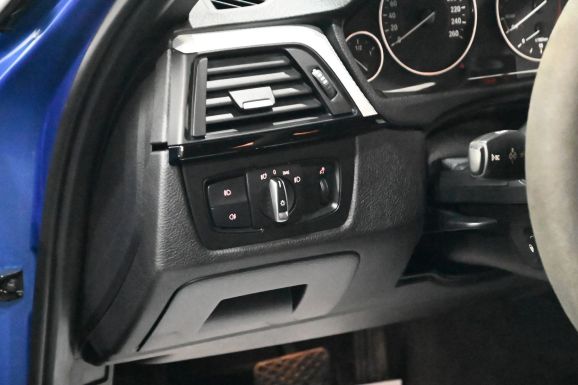 BMW 3 серии, 2.0 л, АТ, 2014 фото 11