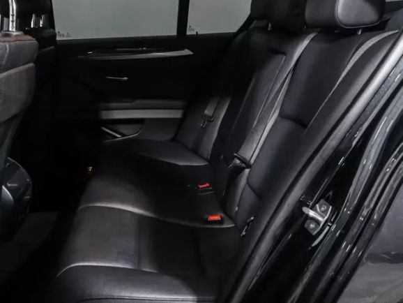 BMW 5 серии, 2.0 л, АТ, 2013 фото 1