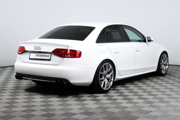 Audi A4, 2.0 л, АТ, 2011 фото 6