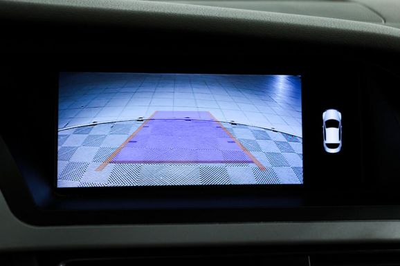 Audi A4, 2.0 л, АТ, 2011 фото 8