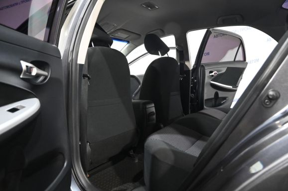 Toyota Corolla, 1.6 л, АТ, 2011 фото 8
