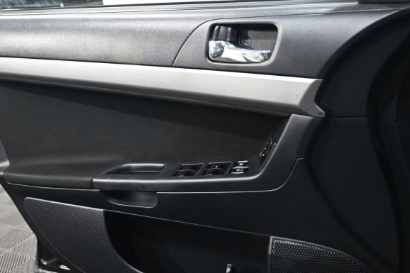 Mitsubishi Lancer, 1.8 л, Вариатор, 2008 фото 9