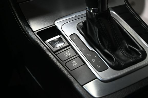 Volkswagen Passat CC, 1.8 л, Робот, 2012 фото 1