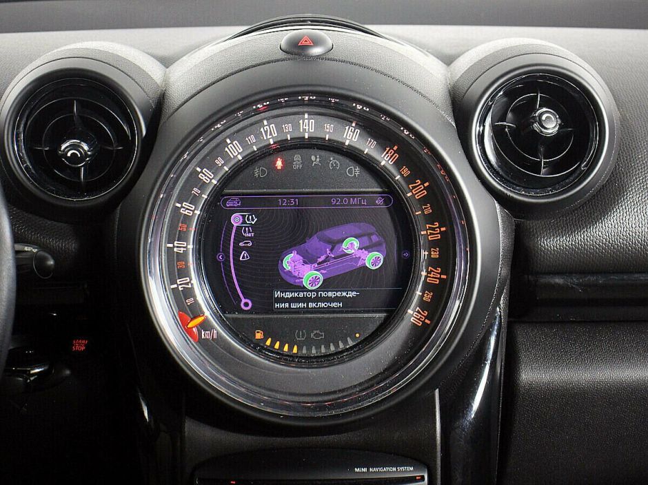 MINI Countryman, 1.6 л, АТ, 2014 фото 11