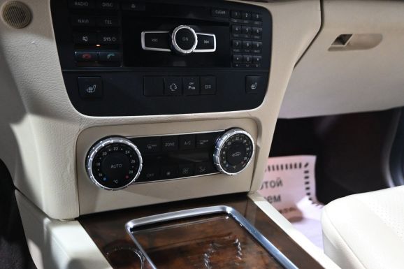 Mercedes-Benz GLK-Класс, 3.5 л, АТ, 2012 фото 2