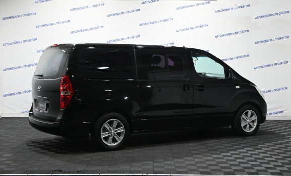 Hyundai H-1, 2.5 л, МТ, 2011 фото 4
