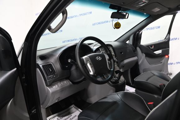 Hyundai H-1, 2.5 л, МТ, 2011 фото 11