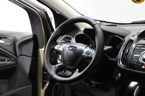 Ford Kuga, 2.0 л, Робот, 2013 фото 10
