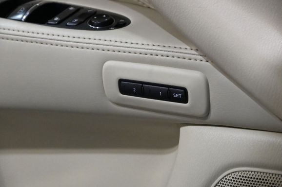 Infiniti JX, 3.5 л, Вариатор, 2013 фото 1