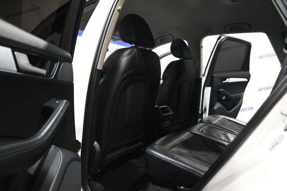 Audi Q5, 2.0 л, Робот, 2010 фото 8
