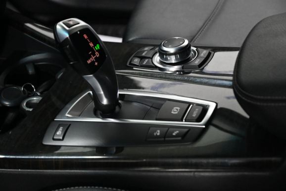 BMW X3, 2.0 л, АТ, 2010 фото 1