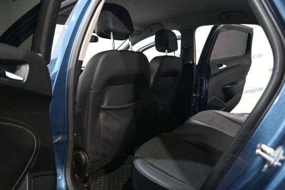 Opel Astra, 1.4 л, АТ, 2013 фото 1