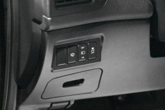 Nissan X-Trail, 2.0 л, CVT, 2012 фото 11