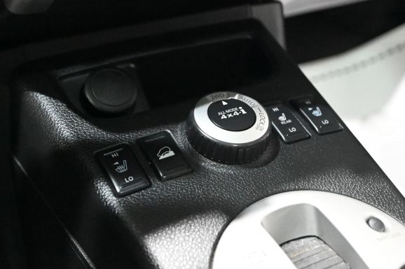 Nissan X-Trail, 2.0 л, Вариатор, 2012 фото 2