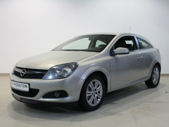 Opel Astra, 1.8 л, АКПП, 2011 фото 3