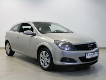 Opel Astra, 1.8 л, АКПП, 2011 фото 4