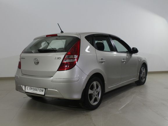 Hyundai i30, 1.6 л, МТ, 2010 фото 5