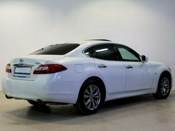 Infiniti M, 3.7 л, АТ, 2012 фото 5