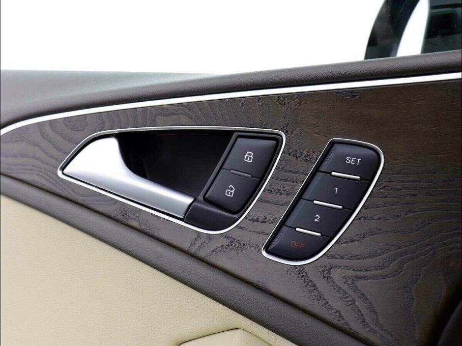 Audi A6, 2.0 л, Вариатор, 2012 фото 8