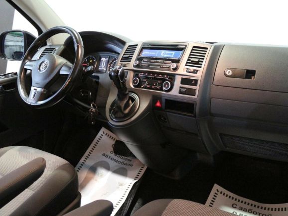 Volkswagen Caravelle, 2.0 л, Робот, 2012 фото 7