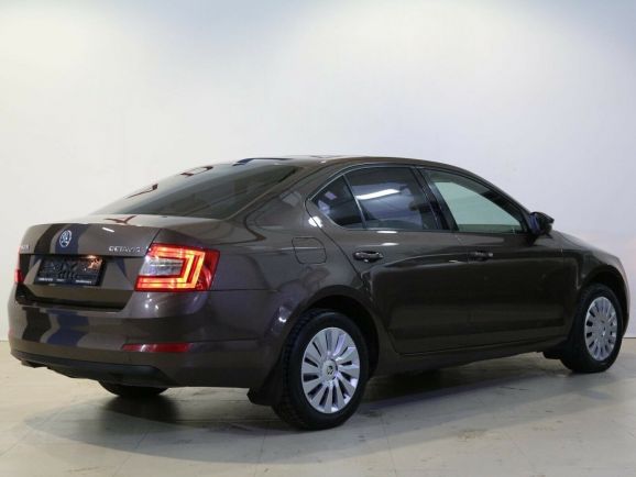 Skoda Octavia, 1.6 л, МТ, 2014 фото 5