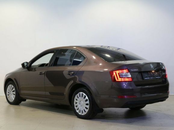Skoda Octavia, 1.6 л, МТ, 2014 фото 6