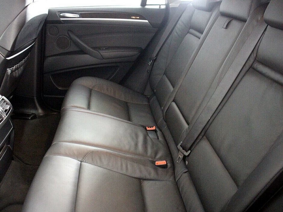 BMW X6, 3.0 л, АТ, 2012 фото 1