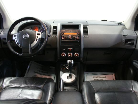 Nissan X-Trail, 2.5 л, Вариатор, 2010 фото 1