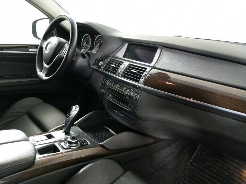 BMW X6, 3.0 л, АТ, 2014 фото 2