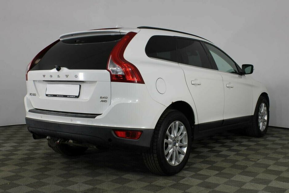 Volvo XC60, 2.4 л, АТ, 2010 фото 6