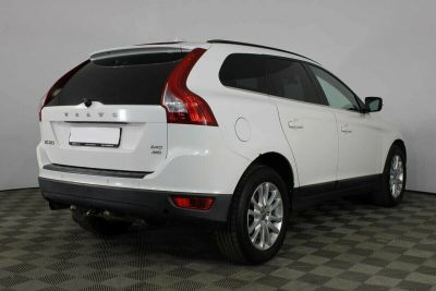 Volvo XC60, 2.4 л, АКПП, 2010 фото 6