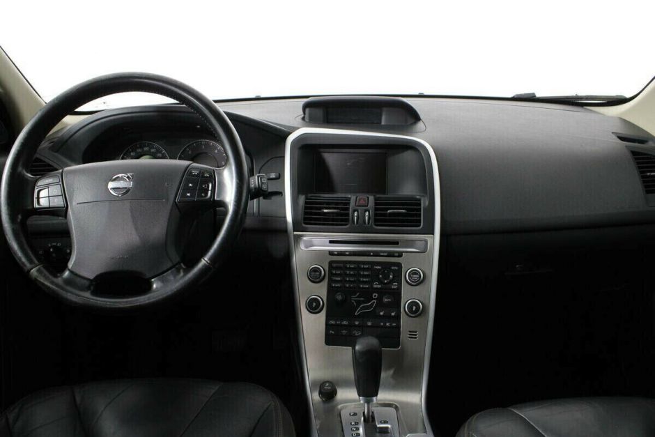Volvo XC60, 2.4 л, АТ, 2010 фото 9