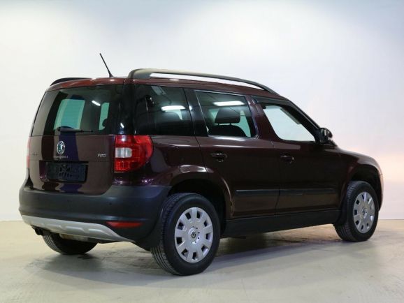 Skoda Yeti, 1.8 л, Робот, 2012 фото 5