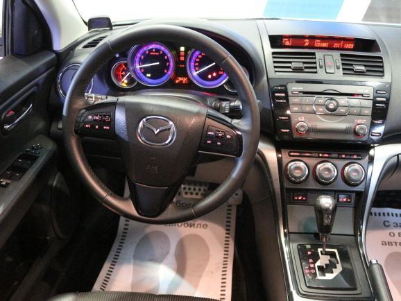 Mazda 6, 2.0 л, АТ, 2010 фото 2