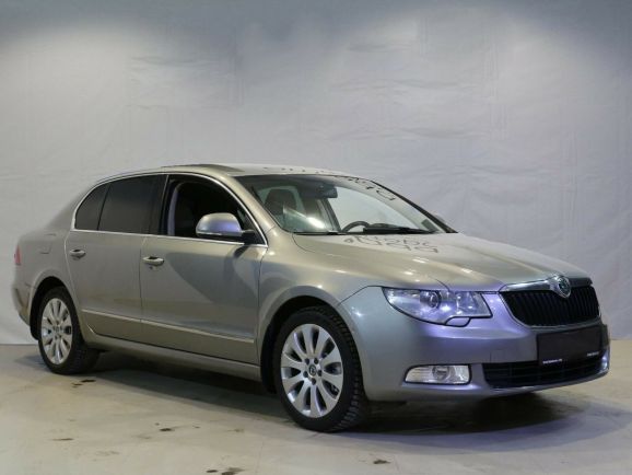 Skoda Superb, 1.8 л, Робот, 2011 фото 4
