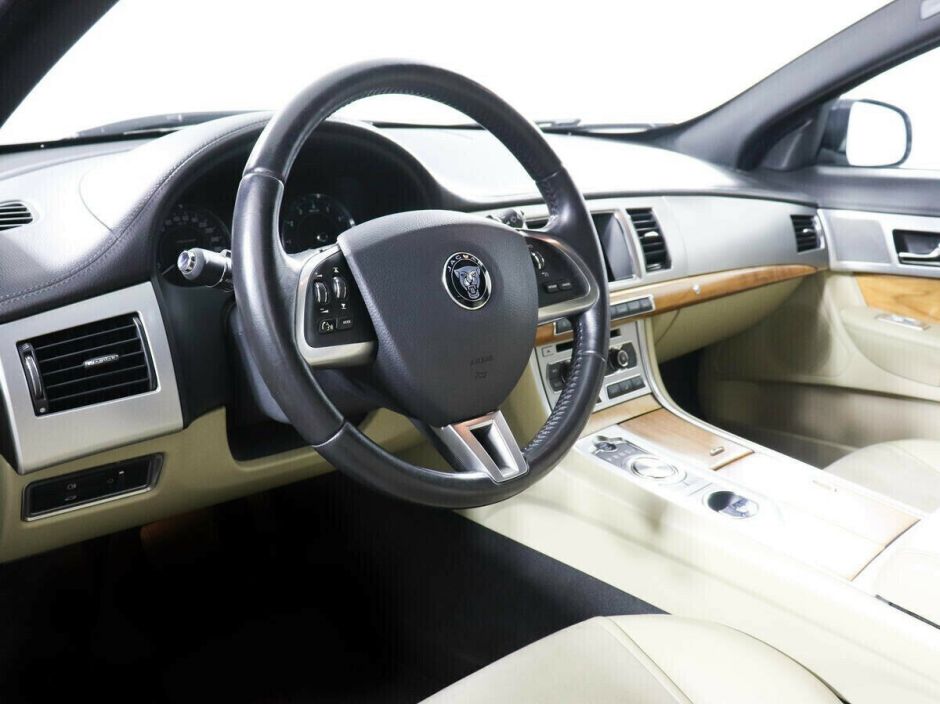 Jaguar XF, 2.0 л, АТ, 2013 фото 11