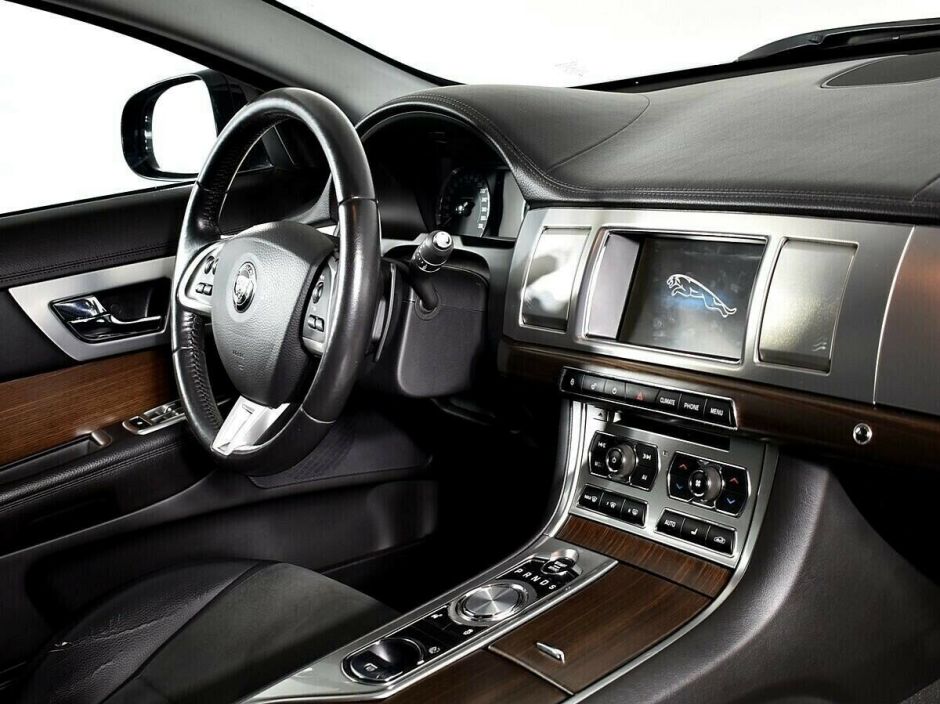 Jaguar XF, 2.0 л, АТ, 2014 фото 2
