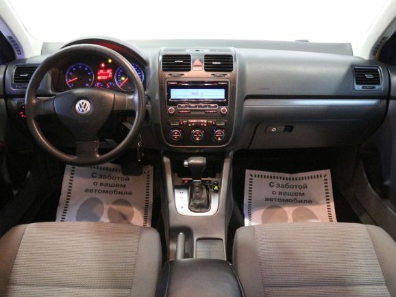 Volkswagen Jetta, 1.6 л, Робот, 2010 фото 8