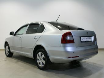 Skoda Octavia, 1.8 л, МКПП, 2013 фото 6