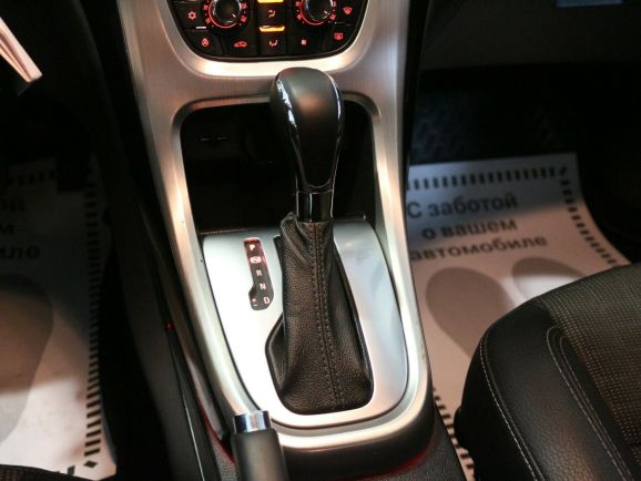 Opel Astra Sport, 1.4 л, АТ, 2013 фото 10