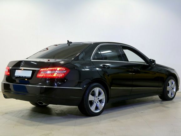 Mercedes-Benz E-Класс, 3.5 л, АТ, 2010 фото 6