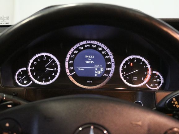 Mercedes-Benz E-Класс, 3.5 л, АТ, 2010 фото 14